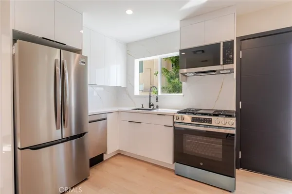 $3,500 | 10423 Pinyon Avenue, Tujunga, CA 91042