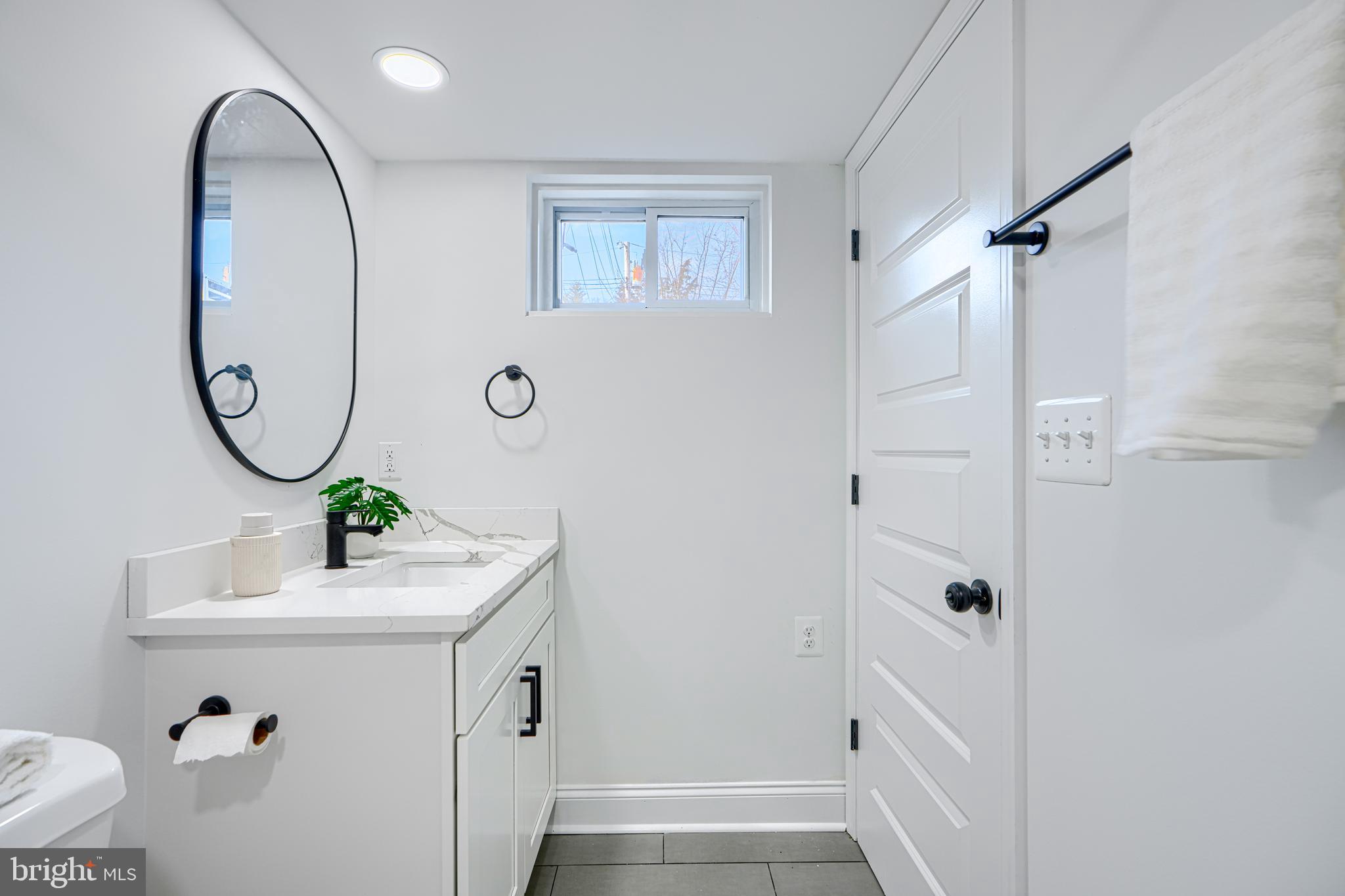 1028 Winsford Road Towson, MD 21204 - Photo 48 of 59 Full bath #2