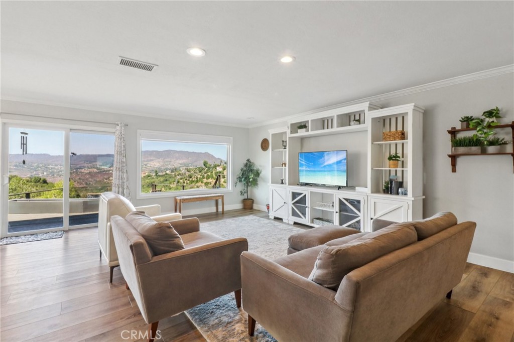 973 Quail Creek Road Fallbrook, CA 92028 - Photo 5 of 42
