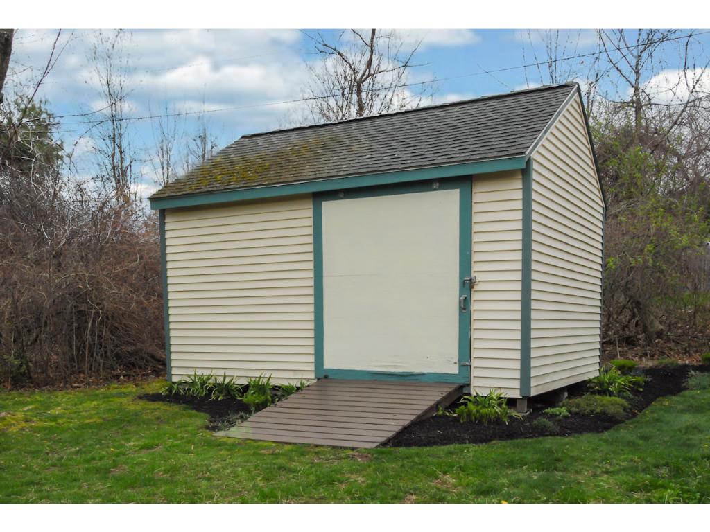 100 Chamberlain Street Rochester, NH 03867 - Photo 26 of 29