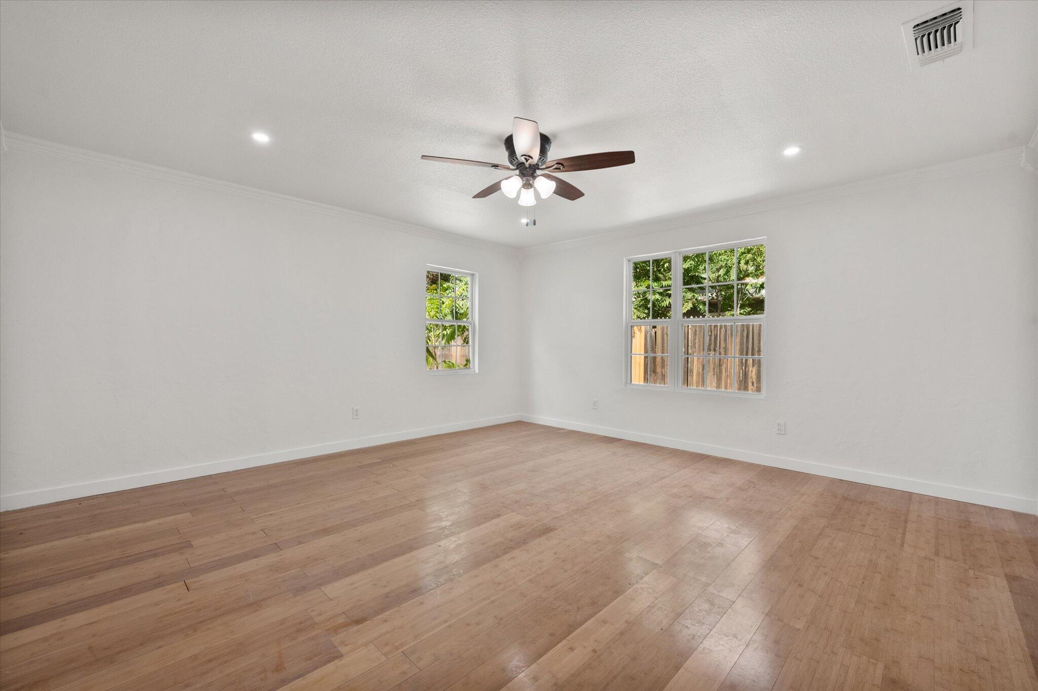 2014 40th Street Lubbock, TX 79412 - Photo 13 of 30 27-2014 40th_9328
