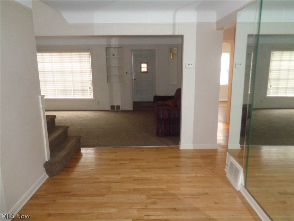 4054 Wyncote Road South Euclid, OH 44121 - Photo 5 of 23