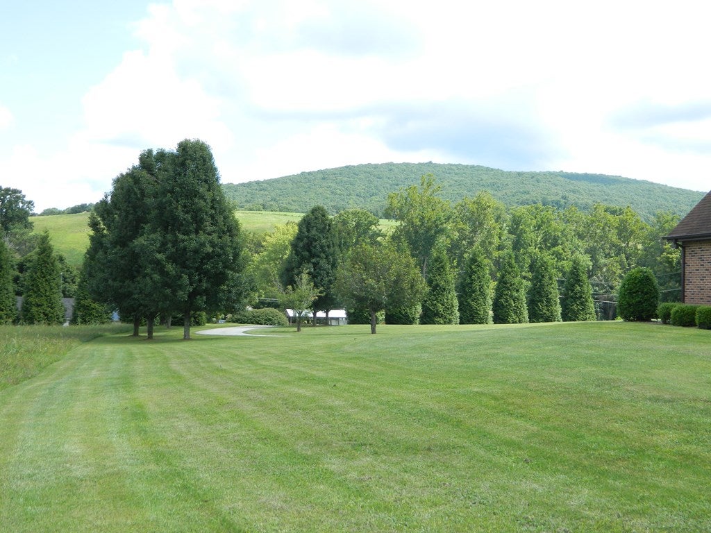 946 South Fork Road Marion, VA 24354 - Photo 40 of 46 Gallery Image 40