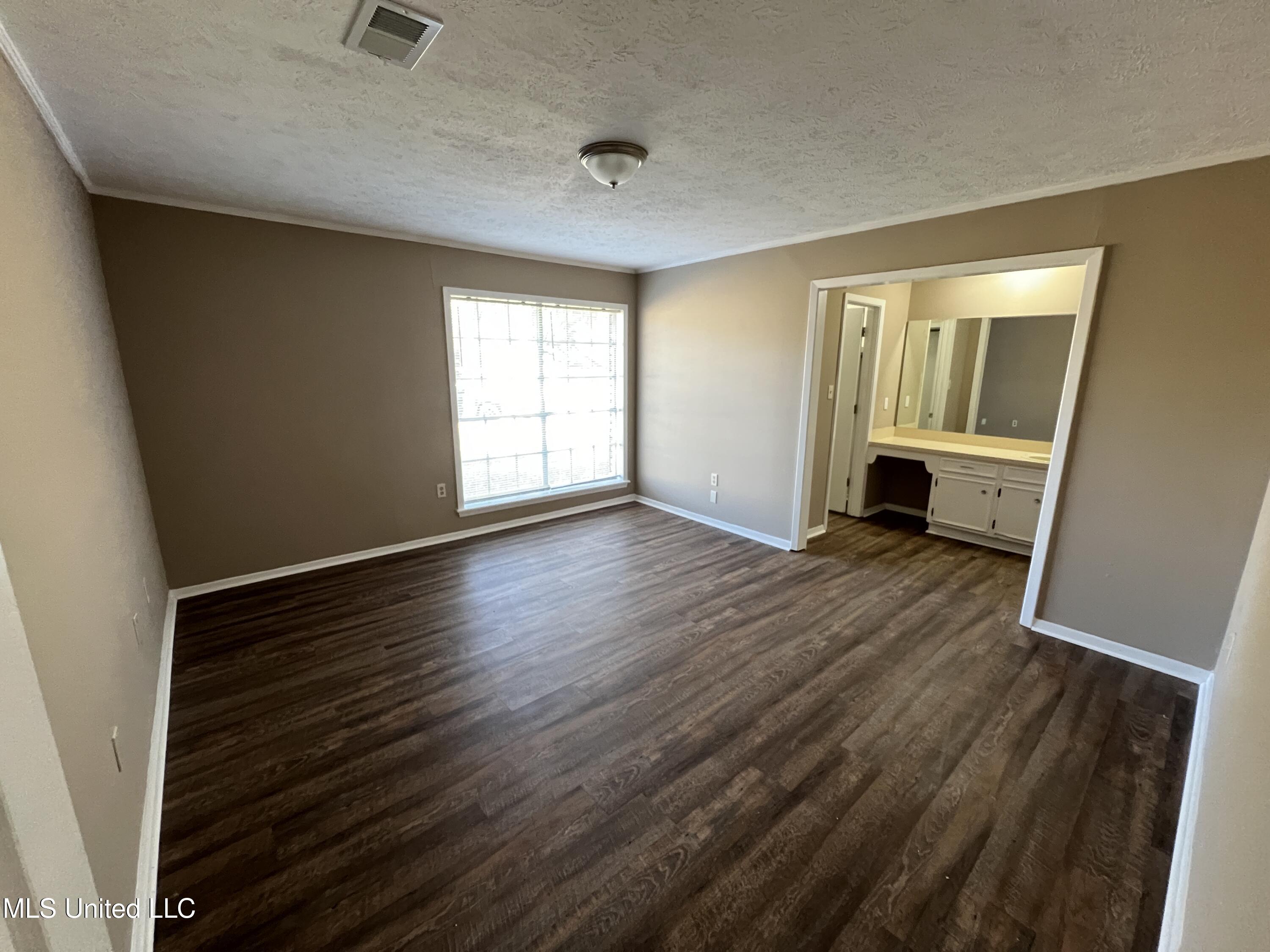1504 Hawthorne Place Clinton, MS 39056 - Photo 23 of 24 IMG_0909