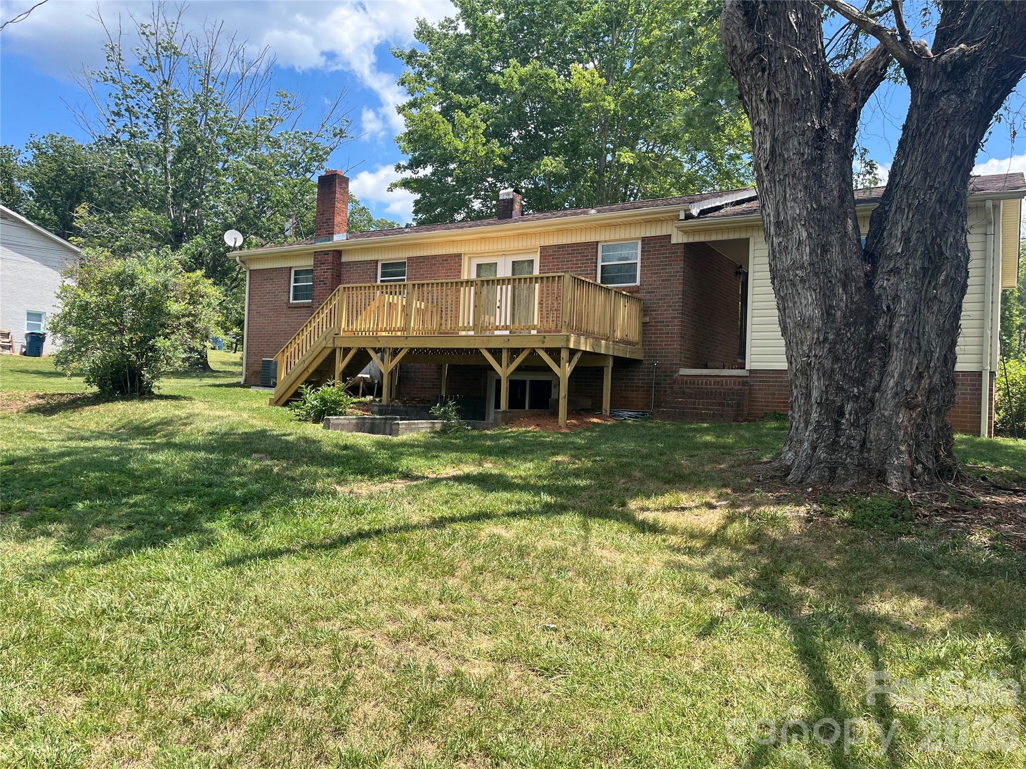 621 Legion Road Lenoir, NC 28645 - Photo 4 of 21