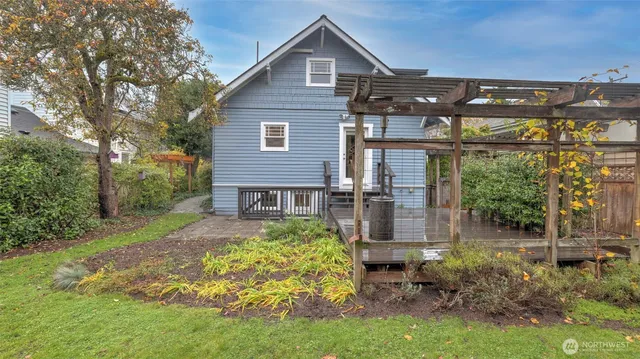$1,148,500 | 1535 Northwest 64th Street, Seattle, WA 98107