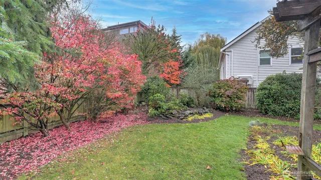 $1,148,500 | 1535 Northwest 64th Street, Seattle, WA 98107