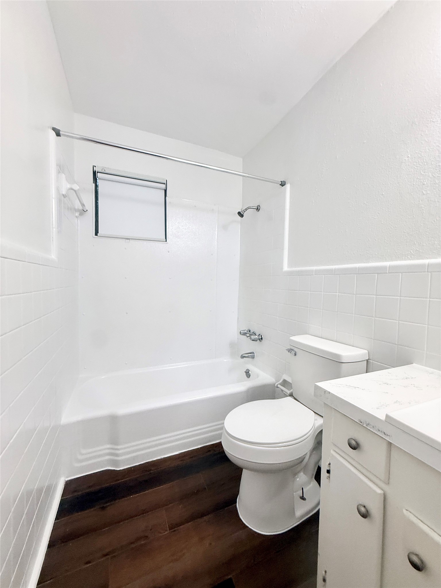 201 South Kaysie Street, Unit 23 Angleton, TX 77515 - Photo 16 of 18