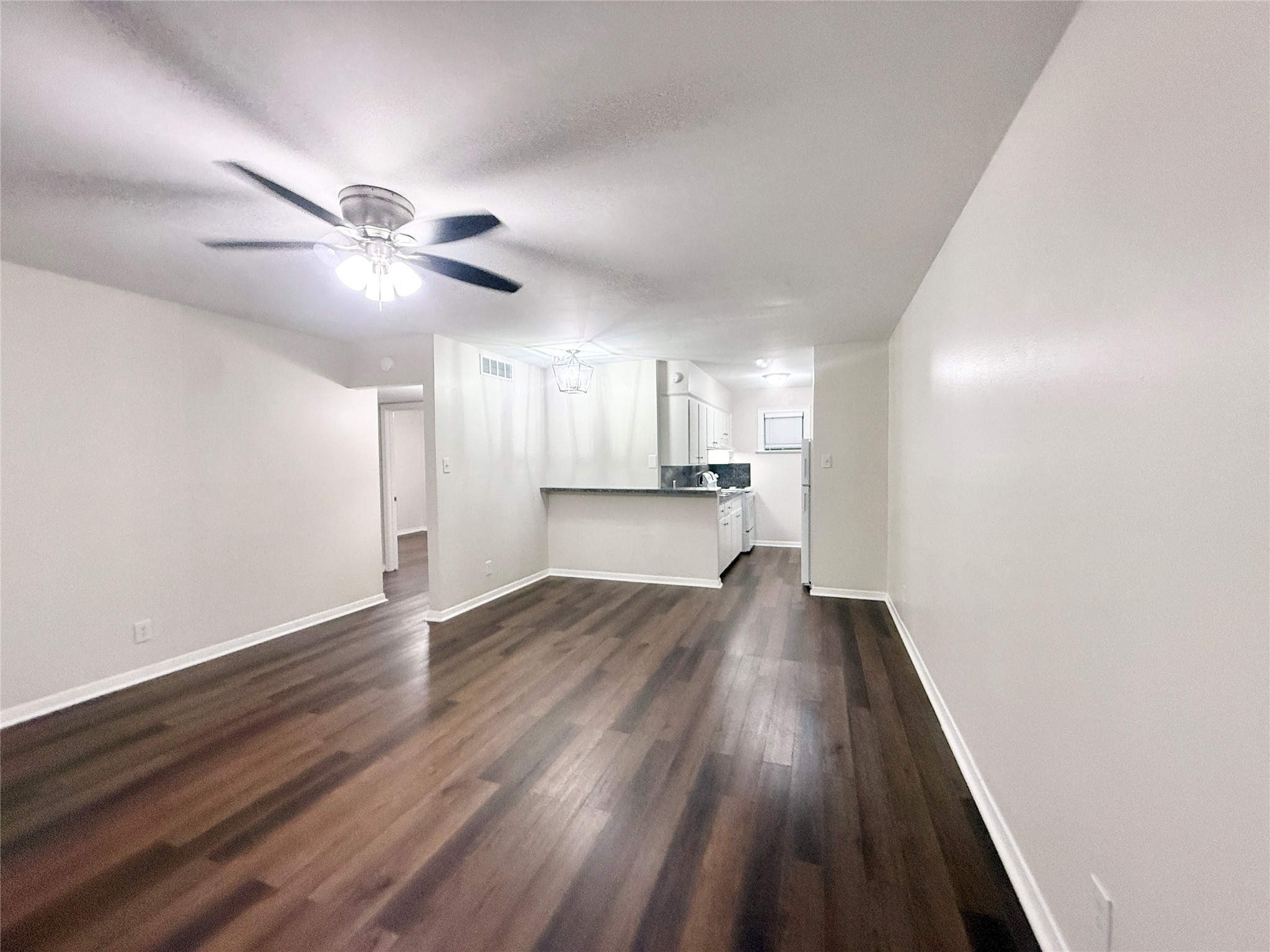 201 South Kaysie Street, Unit 23 Angleton, TX 77515 - Photo 2 of 18