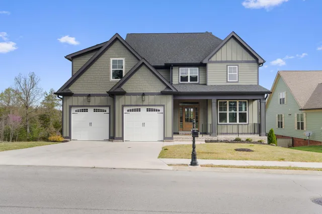 $724,000 | 614 Lakeshore Cove Drive, Unit 19, Fort Oglethorpe, GA 30742