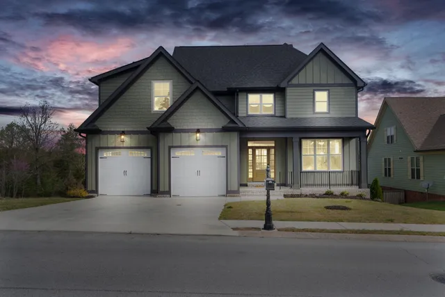 $724,000 | 614 Lakeshore Cove Drive, Unit 19, Fort Oglethorpe, GA 30742