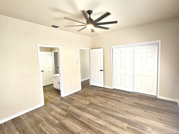 $2,975 | 21017 Hickory Bend, Garden Ridge, TX 78266