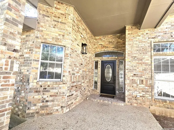 $2,975 | 21017 Hickory Bend, Garden Ridge, TX 78266