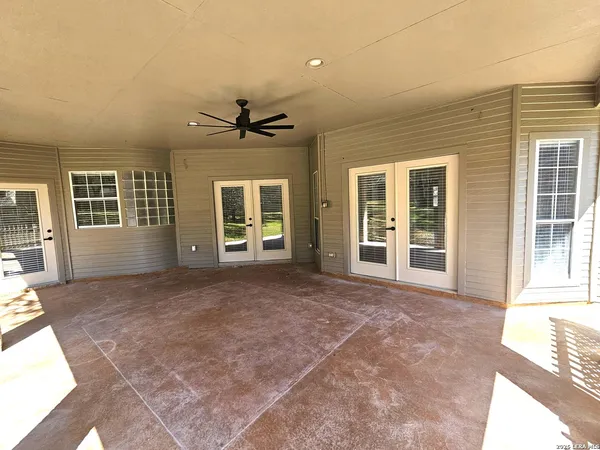 $2,975 | 21017 Hickory Bend, Garden Ridge, TX 78266