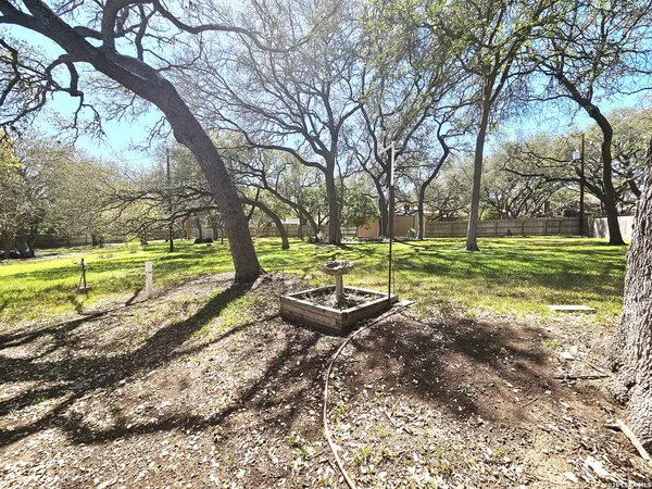 $2,975 | 21017 Hickory Bend, Garden Ridge, TX 78266