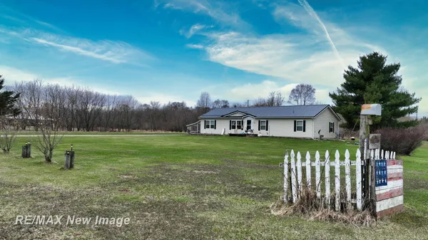 $249,900 | 355 Carpenter Road, Fostoria, MI 48435