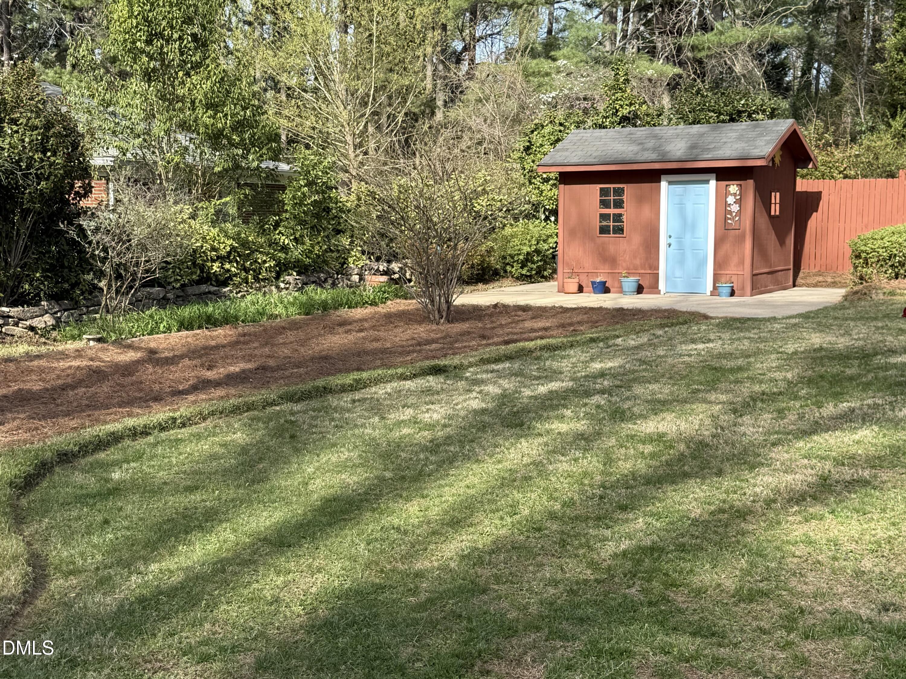 2064 Oxford Road Henderson, NC 27536 - Photo 55 of 70