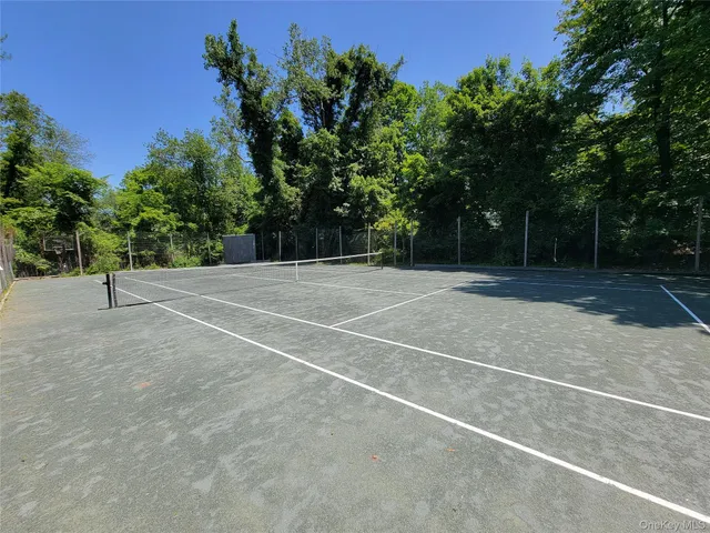 $118,500 | 3300 Baker Highway, Unit 16, Mohegan Lake, NY 10547