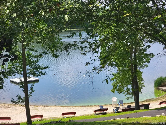 $118,500 | 3300 Baker Highway, Unit 16, Mohegan Lake, NY 10547