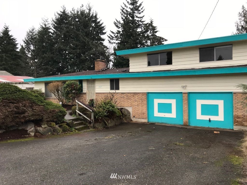 17637 110th Avenue Southeast Renton, WA 98055 - Photo 2 of 23 Gallery Image 2