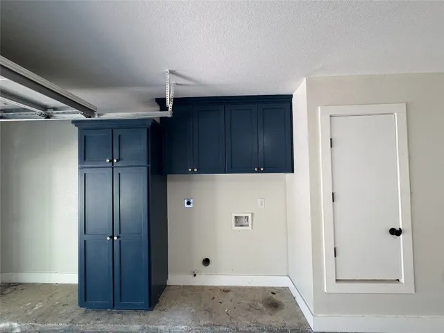 $2,400 | 9908 Willers Way, Austin, TX 78748