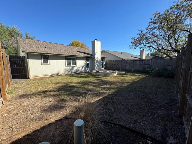$2,400 | 9908 Willers Way, Austin, TX 78748