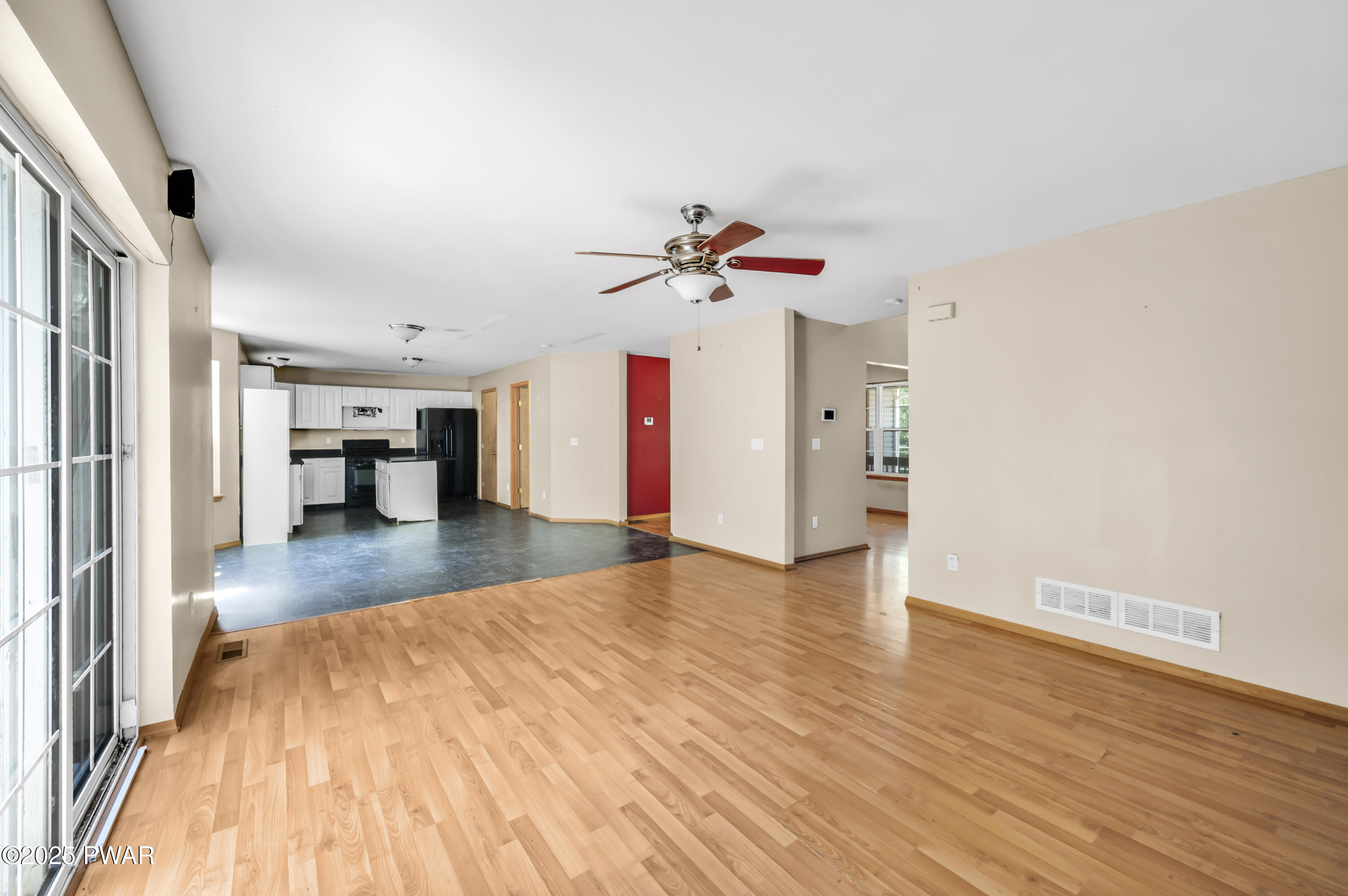 2117 Owl Pass Road Bushkill, PA 18324 - Photo 14 of 43