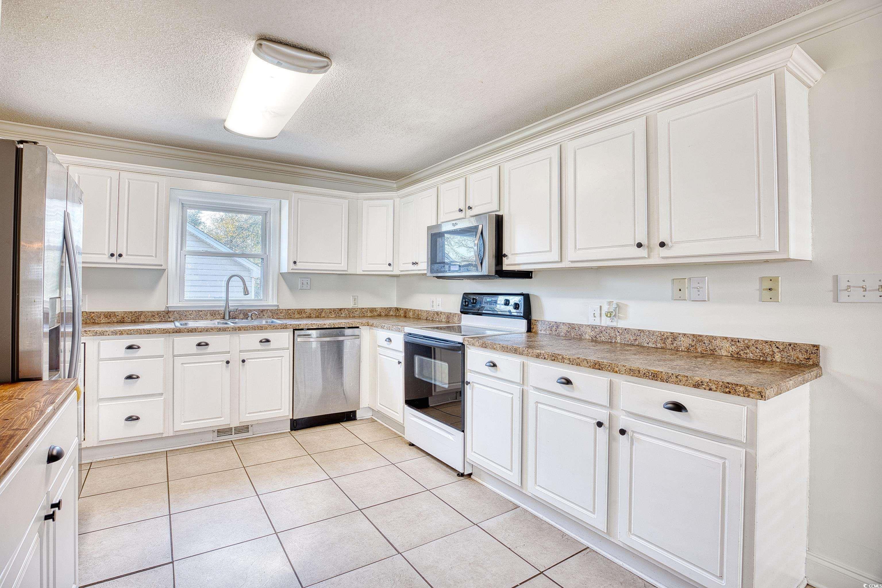 116 Great Lakes Road Pawleys Island, SC 29585 - Photo 15 of 37 Kitchen featuring appliances with stainless steel