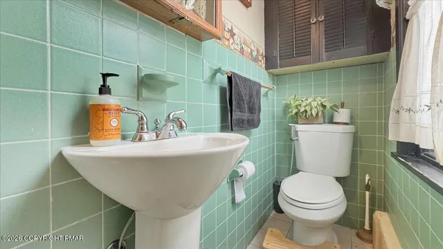 $349,900 | 405 East Landis Street, Coopersburg, PA 18036