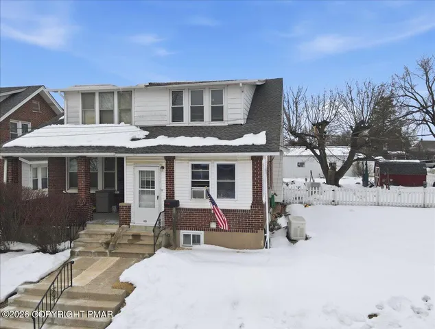 $349,900 | 405 East Landis Street, Coopersburg, PA 18036