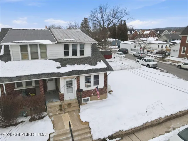 $349,900 | 405 East Landis Street, Coopersburg, PA 18036