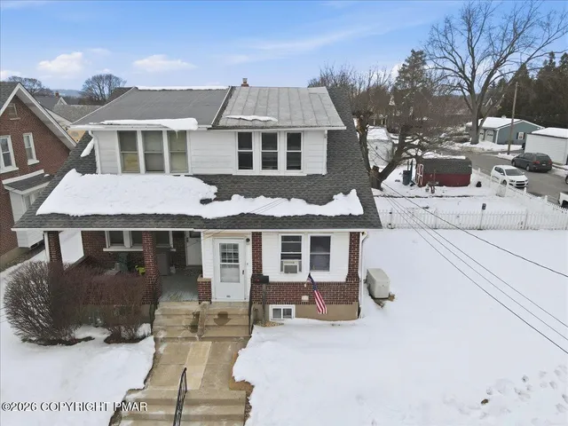 $349,900 | 405 East Landis Street, Coopersburg, PA 18036