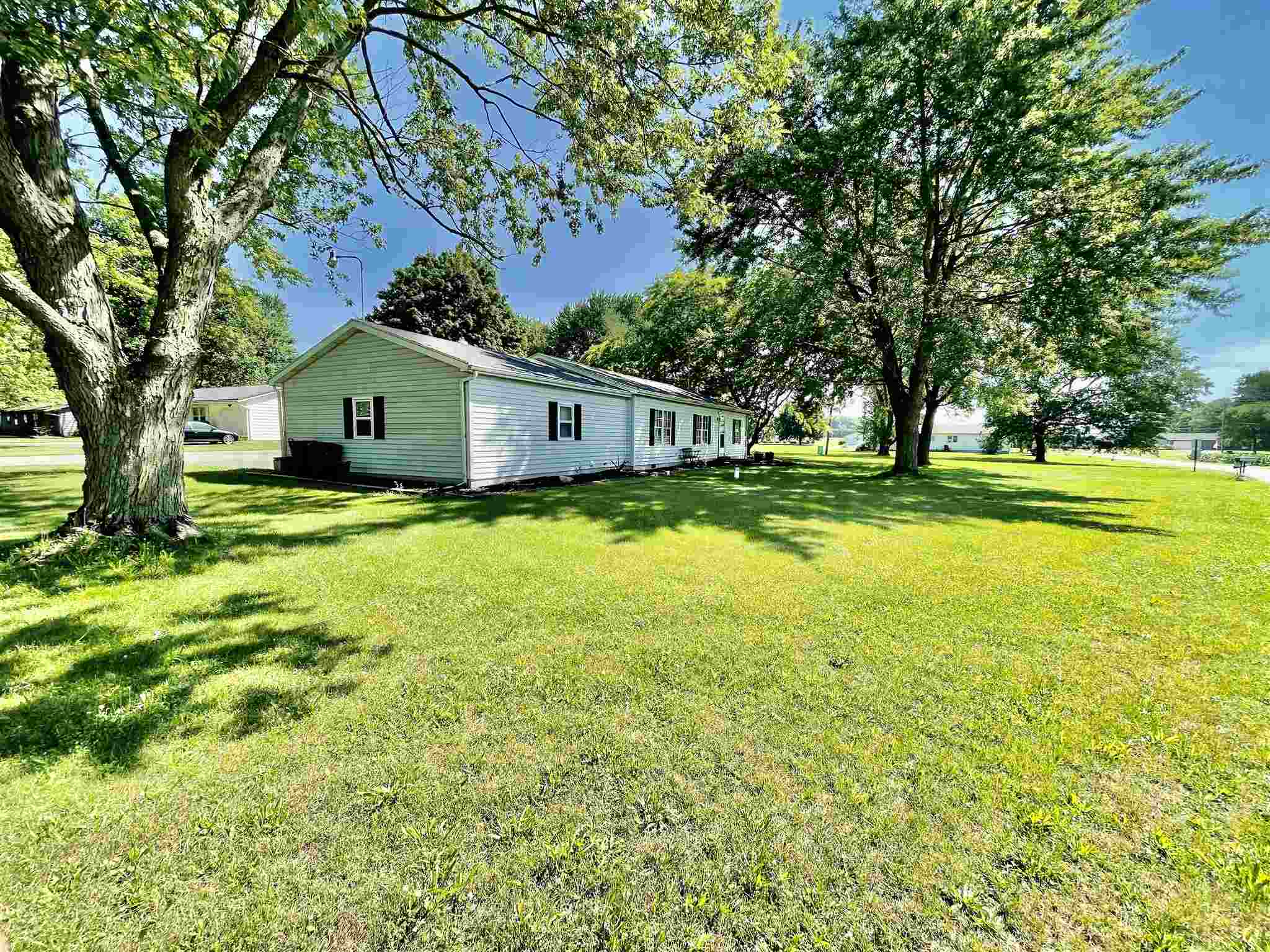 1271 South Apple Tree Lane Rochester, IN 46975 - Photo 4 of 20 Gallery Image 4