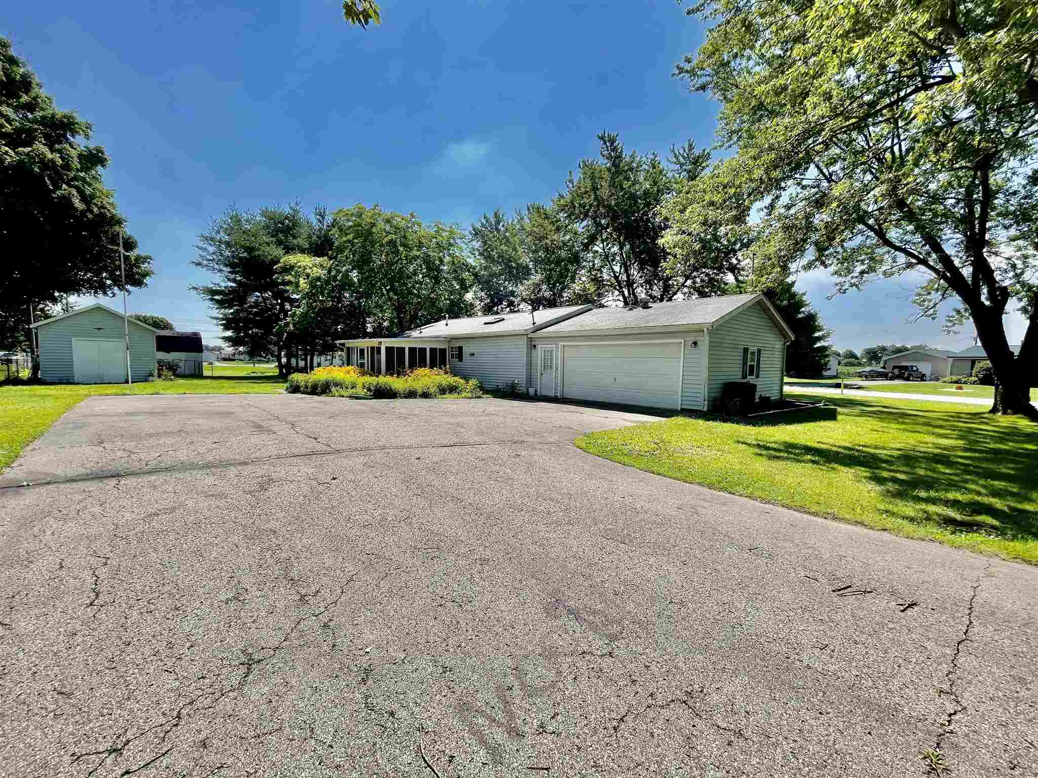 1271 South Apple Tree Lane Rochester, IN 46975 - Photo 5 of 20 Gallery Image 5