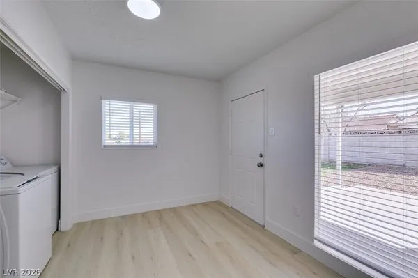 $1,600 | 254 West Basic Road, Henderson, NV 89015