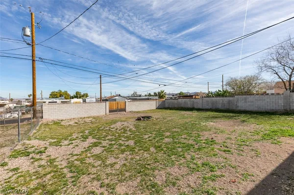 $1,600 | 254 West Basic Road, Henderson, NV 89015