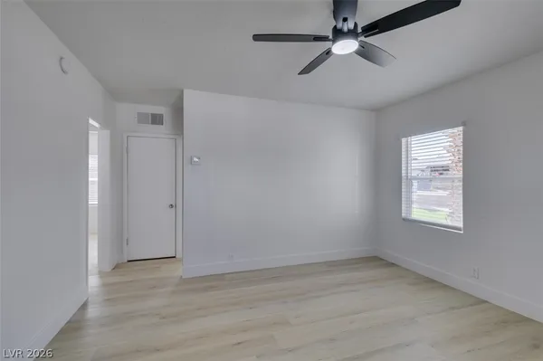 $1,600 | 254 West Basic Road, Henderson, NV 89015