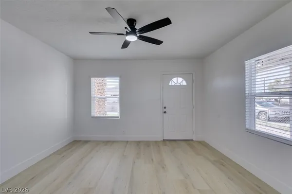 $1,600 | 254 West Basic Road, Henderson, NV 89015