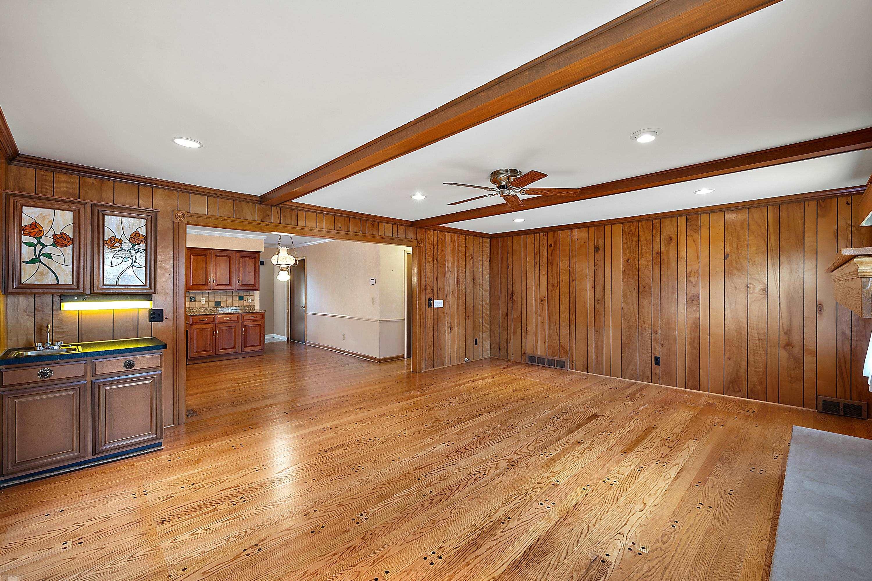 656 Canterbury Road Grosse Pointe Woods, MI 48236 - Photo 27 of 77