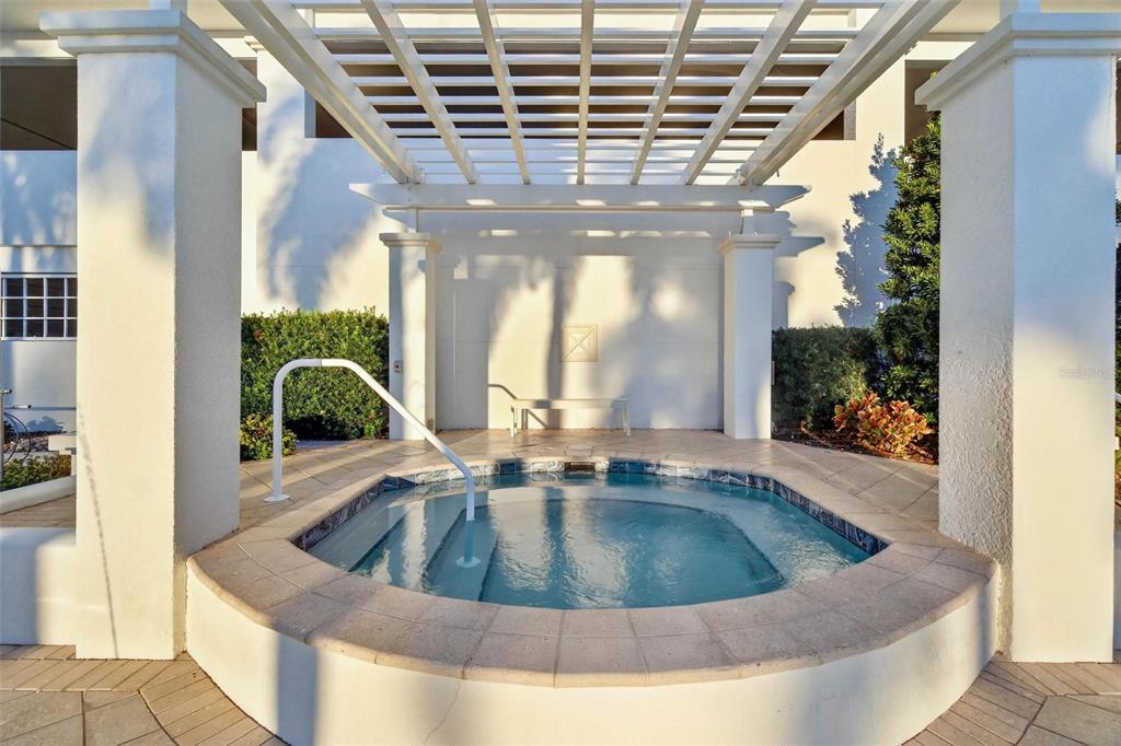 1325 Snell Isle Boulevard Northeast, Unit 302 St. Petersburg, FL 33704 - Photo 45 of 62