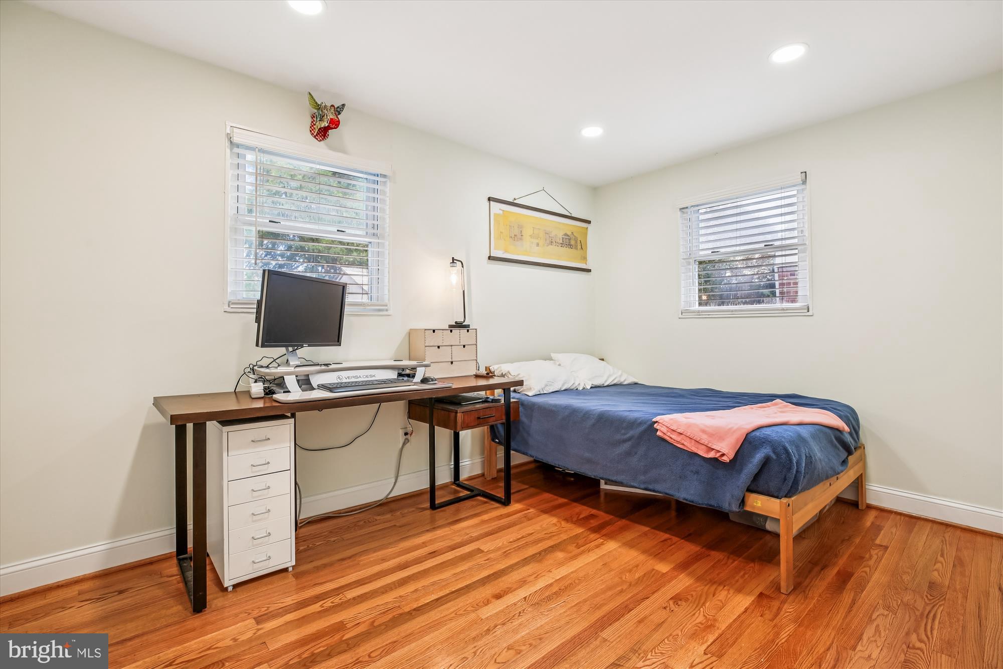 4805 Topping Road Rockville, MD 20852 - Photo 18 of 38 a living room with furniture and wooden floor
