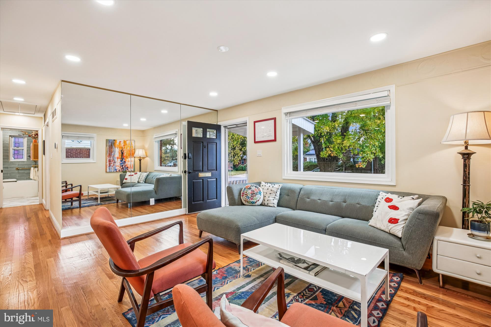 4805 Topping Road Rockville, MD 20852 - Photo 4 of 38 a living room with furniture and a large window