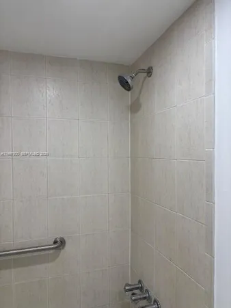 $1,850 | 9493 Southwest 76th Street, Unit L4, Miami, FL 33173