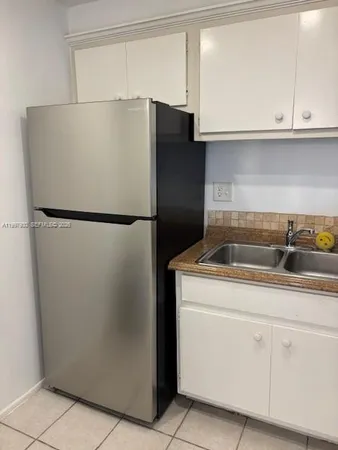 $1,850 | 9493 Southwest 76th Street, Unit L4, Miami, FL 33173