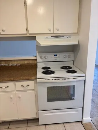 $1,850 | 9493 Southwest 76th Street, Unit L4, Miami, FL 33173