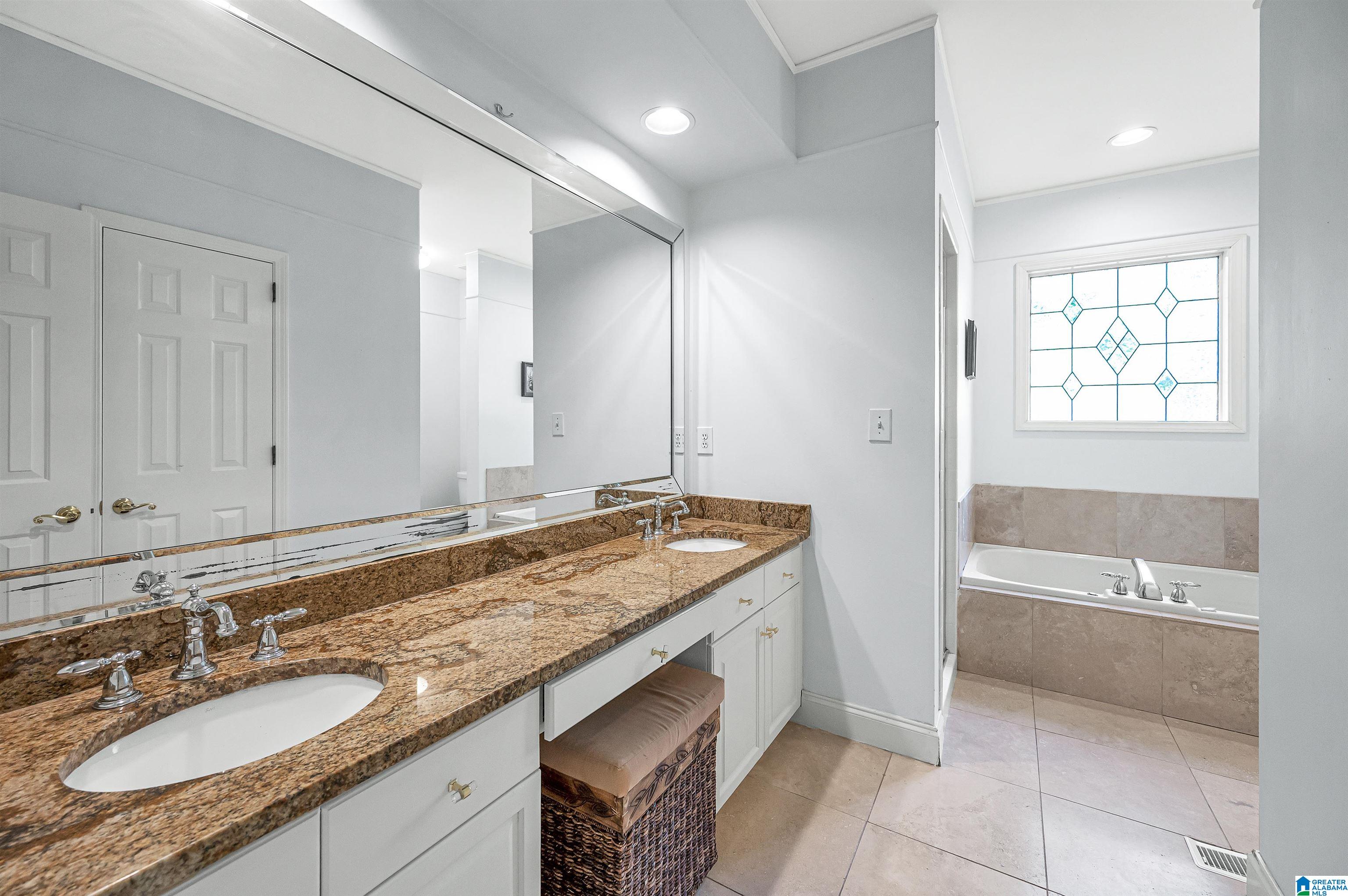 3914 Spring Valley Road Birmingham, AL 35223 - Photo 24 of 45
