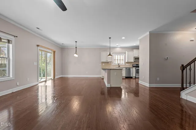 $429,999 | 2529 Reynolds Drive, Graham, NC 27253