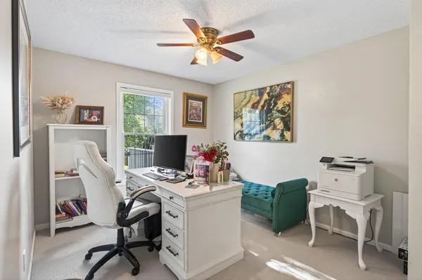 $500,000 | 2084 Parkview Lane, Woodbury, MN 55125