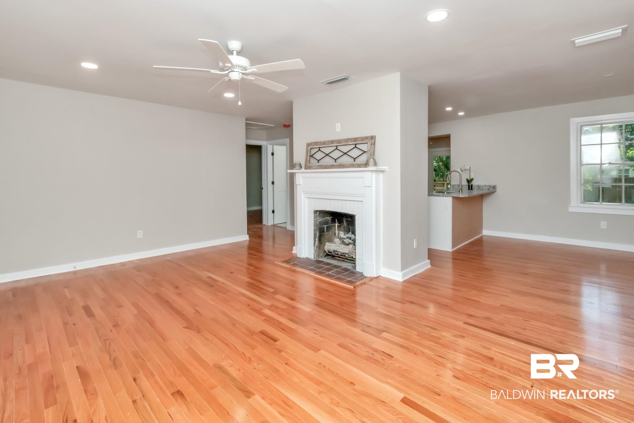 26 South Hathaway Road Mobile, AL 36608 - Photo 5 of 27