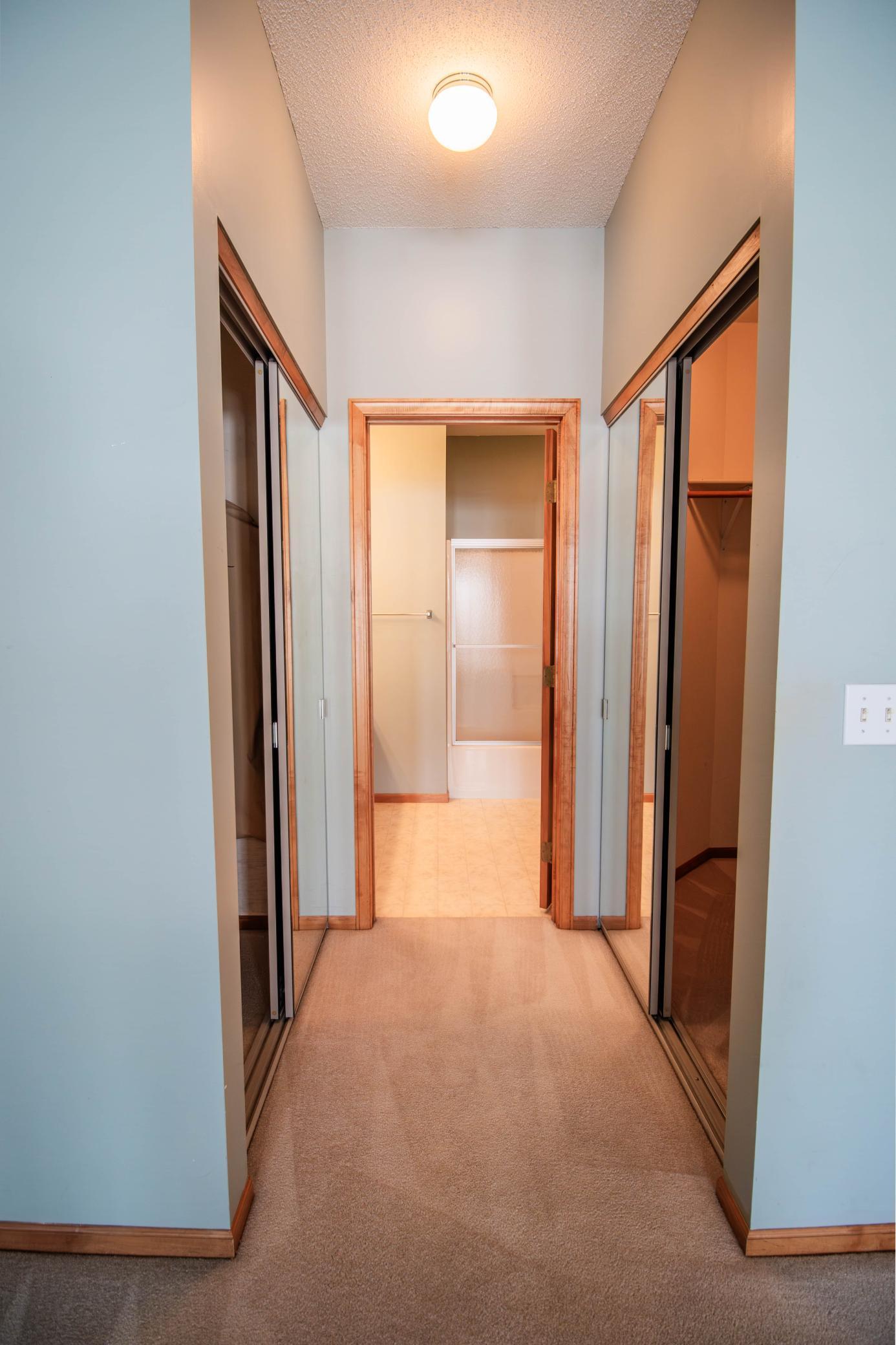 409 19th Street Southeast Willmar, MN 56201 - Photo 18 of 30